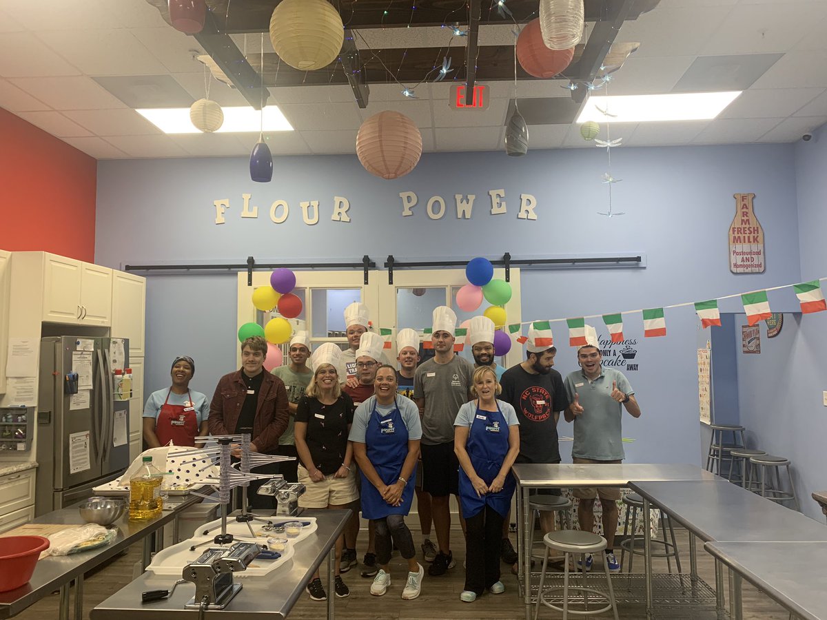 AutismAfter18NC's tweet photo. Great evening with our friends making homemade pasta, marinara sauce and garlic bread ๐จโ๐ณ๐ฎ๐น
Everything was delicious!
Thanks to the team Flour Power Cooking Studios: Charlotte Rea Farms
#chefsintraining
#CookingDay
#Lifeskills https://t.co/jVmbeCMPyM
