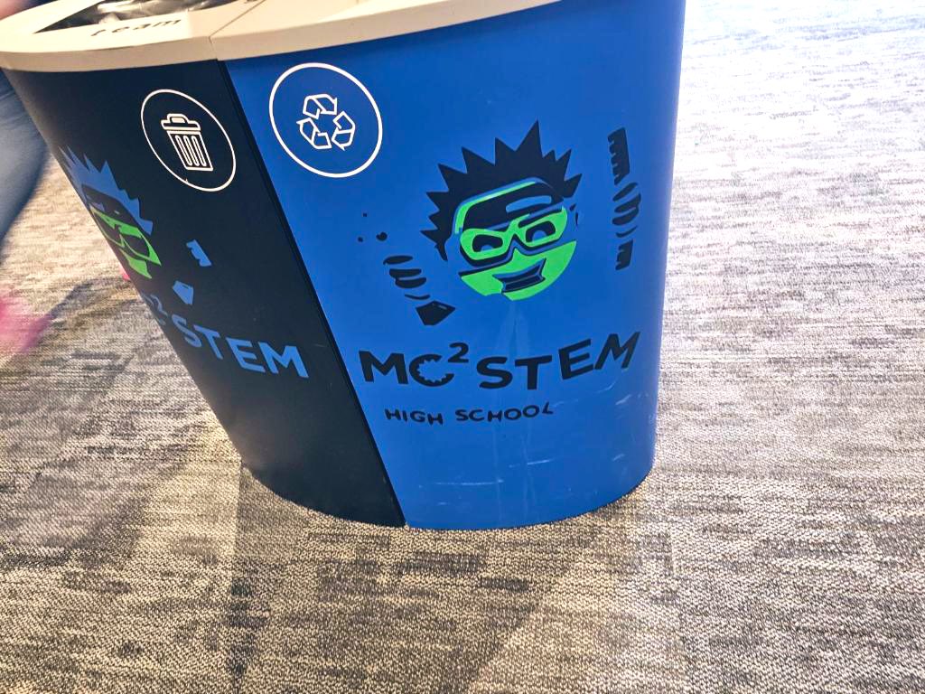 mc2stemglsc's tweet photo. Mrs. AJ’s capstone is reaching its conclusion and they’ve started working on their trash/recycling designs! https://t.co/TvHVjehDne