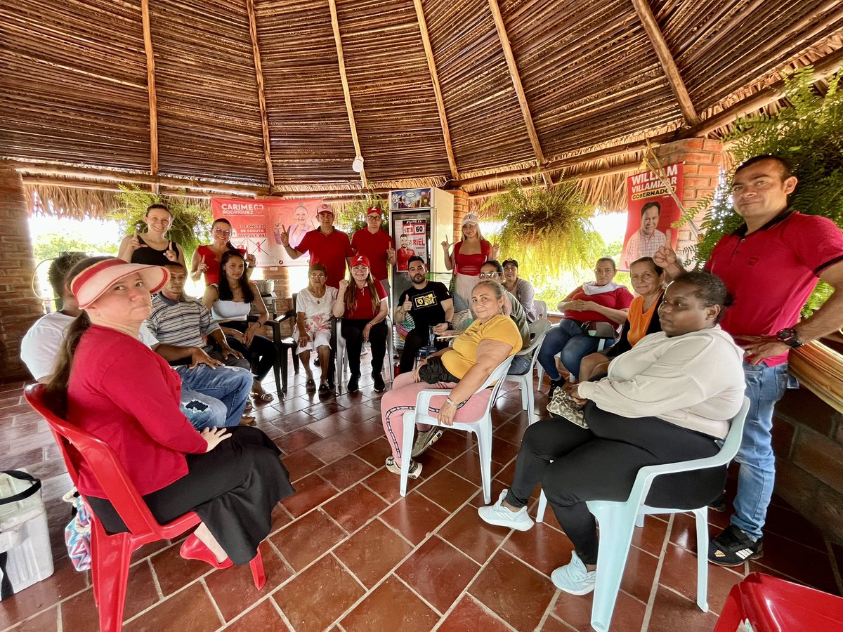 soycarime's tweet photo. En lo urbano y lo rural, de día y de noche, recorremos nuestra bella #Cúcuta y nos encontramos con maravillosas personas con ganas de salir adelante. 💪🏼

#LuchemosPorCúcuta #ConcejoL1 #L1 https://t.co/D81PaQdJ3X