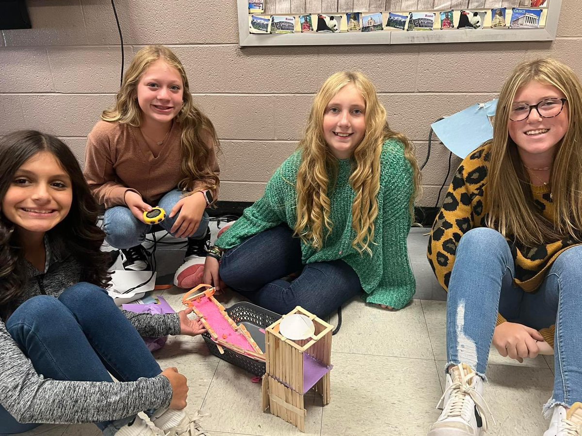 TRMSSTEM's tweet photo. 7th Social Studies Ss used STEM principles to recreate the iconic Hagia Sophia, a masterpiece of Byzantine architecture during 537 AD. Students were also challenged to incorporate a marble run into the miniature replica for a competition at the end of the project.#STEMclusion https://t.co/Bei4G179Q6