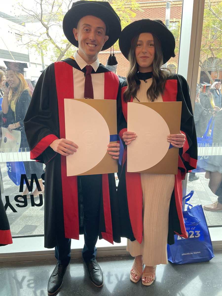 CAIN (@cain_lab) on Twitter photo Massive congratulations to our <a href="/CAIN_Lab/">CAIN</a> and <a href="/BBBRC_/">Behaviour-Brain-Body</a> PhD graduates 👏 👏 👏
Drs <a href="/MoniqueBoord/">Dr Monique Boord 🧠</a> <a href="/StefanMichalski/">Stefan Michalski</a> <a href="/grosser_linda/">Linda Grosser</a> <a href="/jackie_stepien/">Dr Jackie Stepien</a>
Amazing work 🎉 Massive congratulations to our <a href="/CAIN_Lab/">CAIN</a> and <a href="/BBBRC_/">Behaviour-Brain-Body</a> PhD graduates 👏 👏 👏
Drs <a href="/MoniqueBoord/">Dr Monique Boord 🧠</a> <a href="/StefanMichalski/">Stefan Michalski</a> <a href="/grosser_linda/">Linda Grosser</a> <a href="/jackie_stepien/">Dr Jackie Stepien</a>
Amazing work 🎉