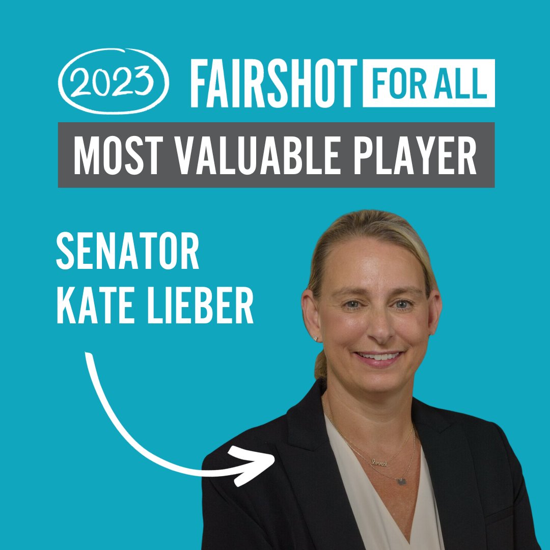 ULPDX's tweet photo. Thank you Sen @KateforOregon for your work to give all Oregonians a Fair Shot!

Your leadership on the 2023 Fair Shot Legislative Agenda including housing, public defense, indigenous language access, and reproductive and gender justice makes you an MVP! #FairShotOR #orpol #orleg https://t.co/1CJSfhst4m