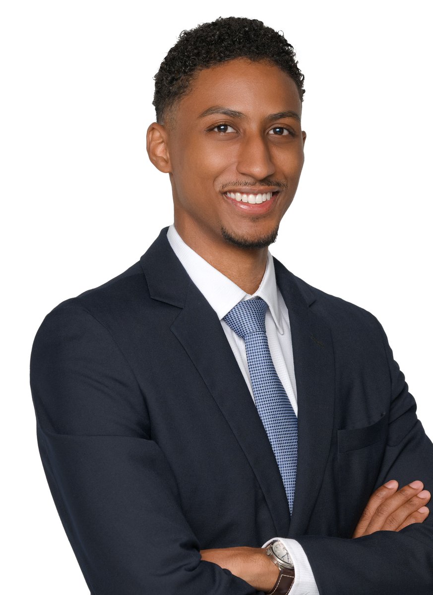 Finally joined #MedTwitter!

I'm Dominic Jarrett, a #IMG from Jamaica 🇯🇲, currently applying for #InternalMedicine for this year's #Match2024.

Looking forward to connecting with programs and peers!