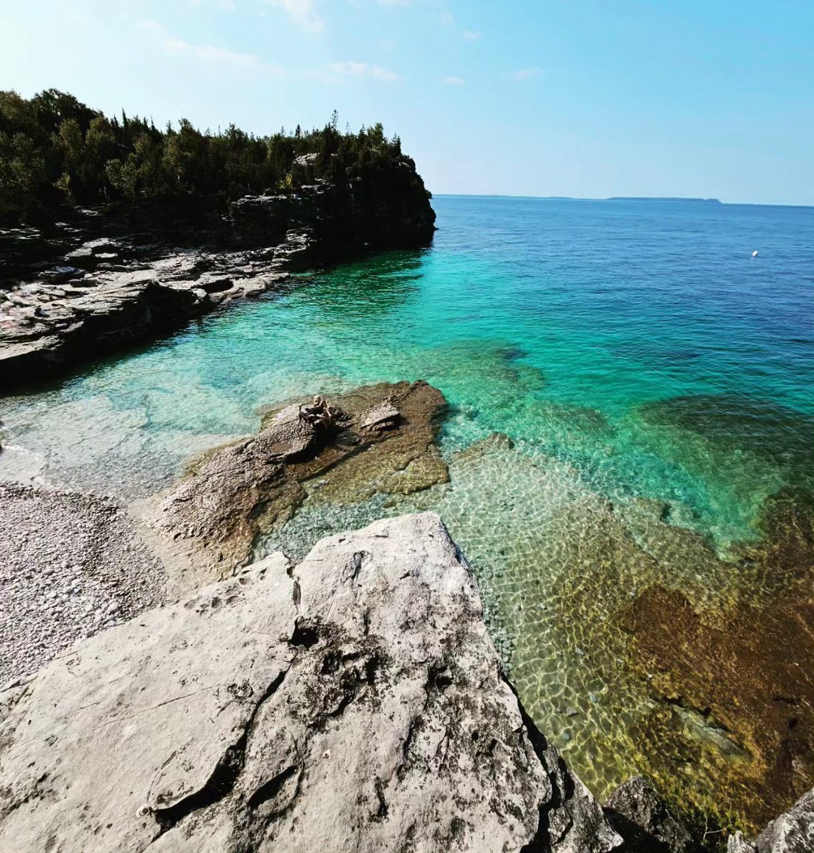 Tobermory #Grotto 
#hiking #freshwater #BruceTrail