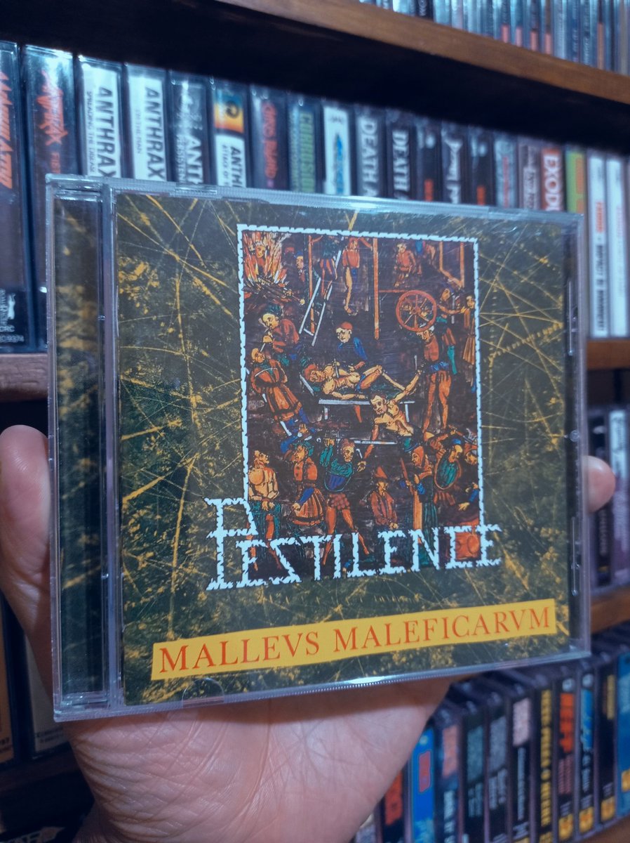XIBILXIC's tweet photo. el 26 sep de 1988 fué antier, y aunque al #deathmetal aún no se le conocía con ese nombre, el género ya tenía referencias como el Malleus Maleficarum de Pestilence 🇳🇱 🤘😯🤘#DeathAnniversary #Pestilence #MalleusMaleficarum #ChemoTherapy #Parricide #ExtremeUnction #OsculunInfame https://t.co/HzLYO6tt3W