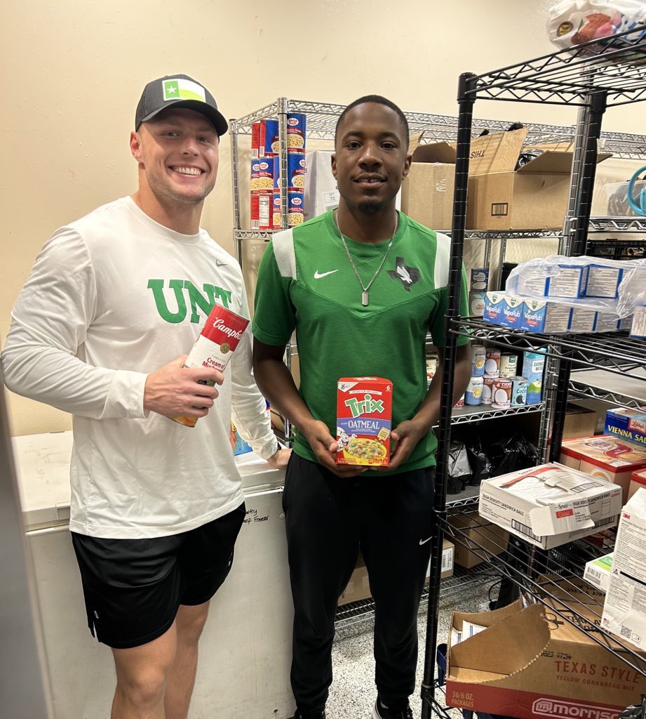 Carson Kropp (@carsonkropp) on Twitter photo Great to spend time volunteering at the Salvation Army in Denton! Blessed to be in the position to give back to our community and help those in need. GMG! <a href="/MeanGreenFB/">UNT Football</a> <a href="/SalvationArmyUS/">Salvation Army USA</a> Great to spend time volunteering at the Salvation Army in Denton! Blessed to be in the position to give back to our community and help those in need. GMG! <a href="/MeanGreenFB/">UNT Football</a> <a href="/SalvationArmyUS/">Salvation Army USA</a>