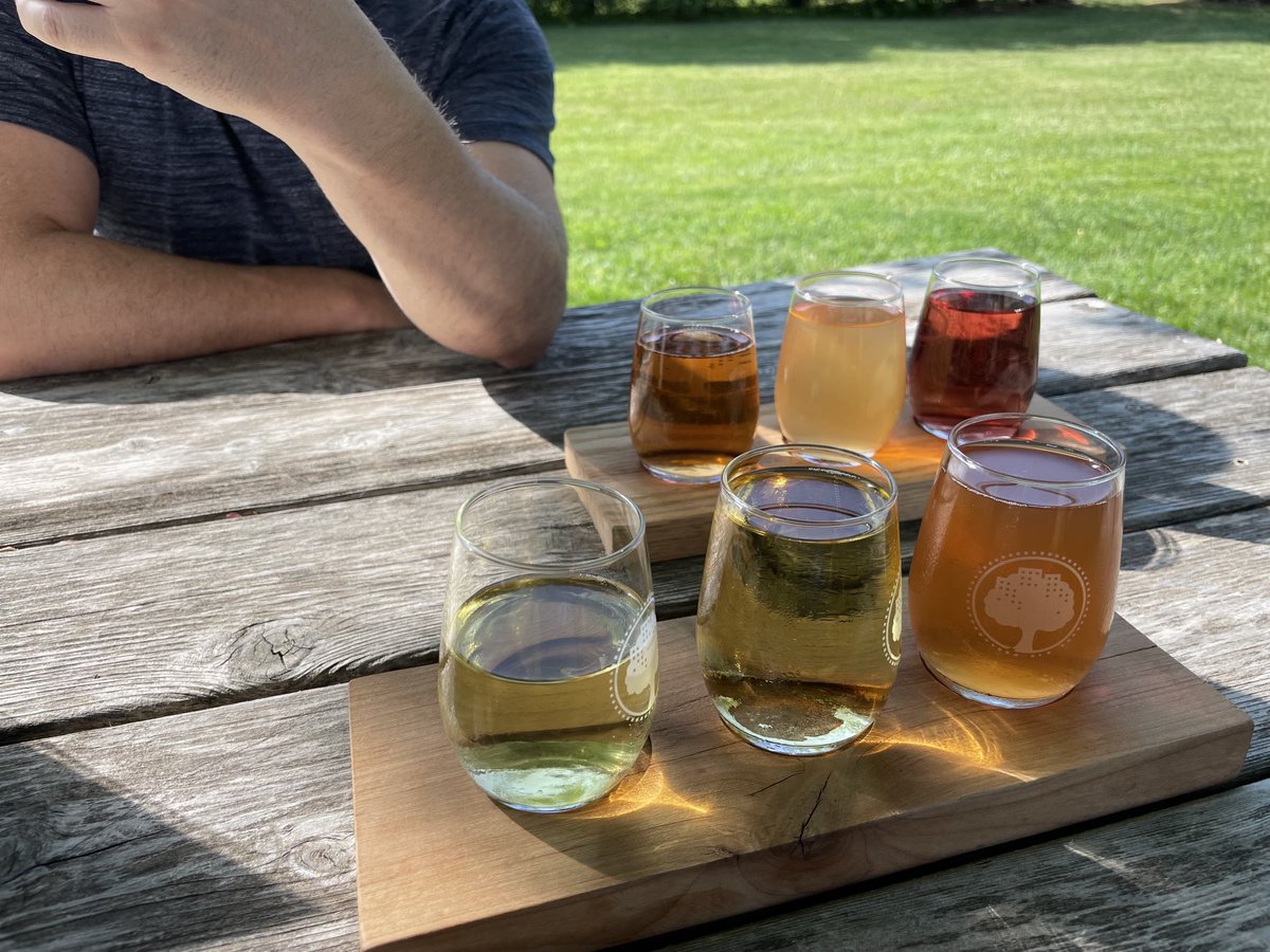 Summer fun ! 
Can’t wait to do it again !
Fall date ? Before it gets cold ? 
⁦<a href="/WestAvenueCider/">West Avenue Cider</a>⁩