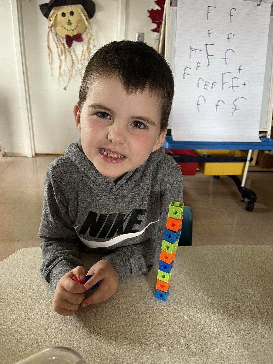 KehoeMs's tweet photo. All about patterns! @Hazelwood_Elem https://t.co/zHUmebvPnJ