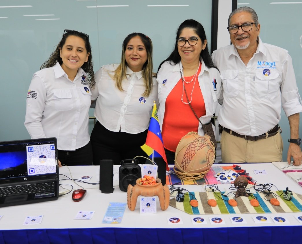 Con alegría culminaron con éxito los participantes de la 1era cohorte del Diplomado de Periodismo Científico. Utilizar de manera responsable y crítica los marcos de referencia de la ciencia para divulgar el conocimiento científico a la población venezolana, es parte de nuestro