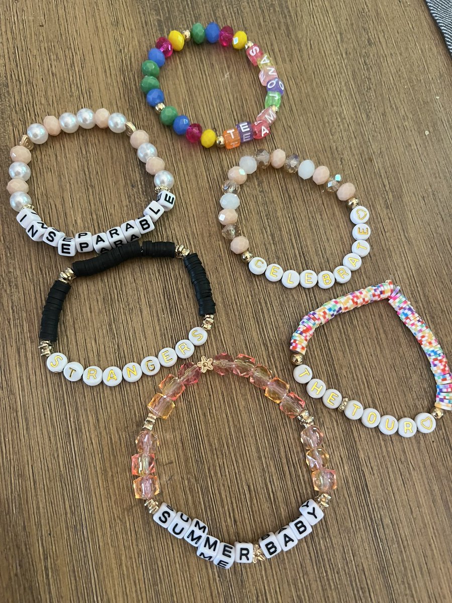 who will be at the Raleigh show! I started making bracelets 🫶🏻 #teamjonas #thetour