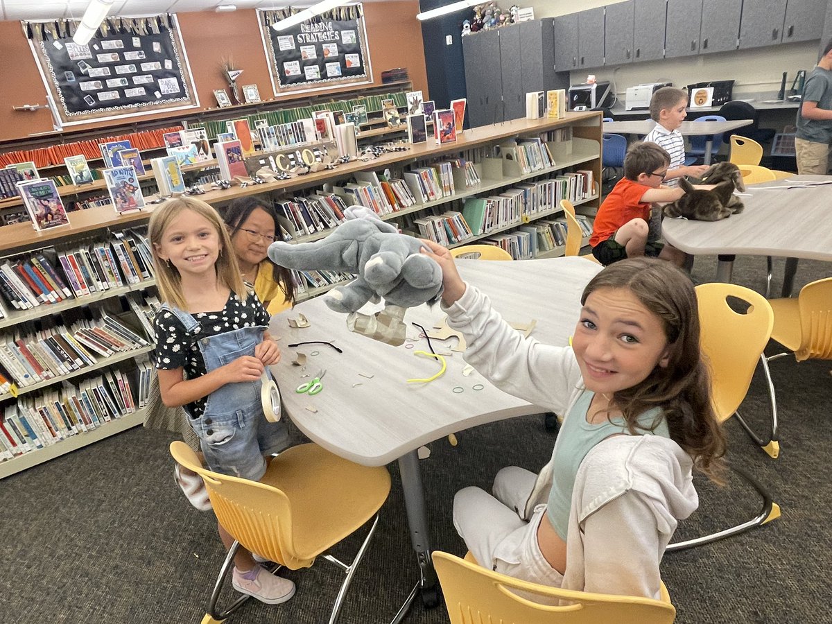 Amy Becker tweet media