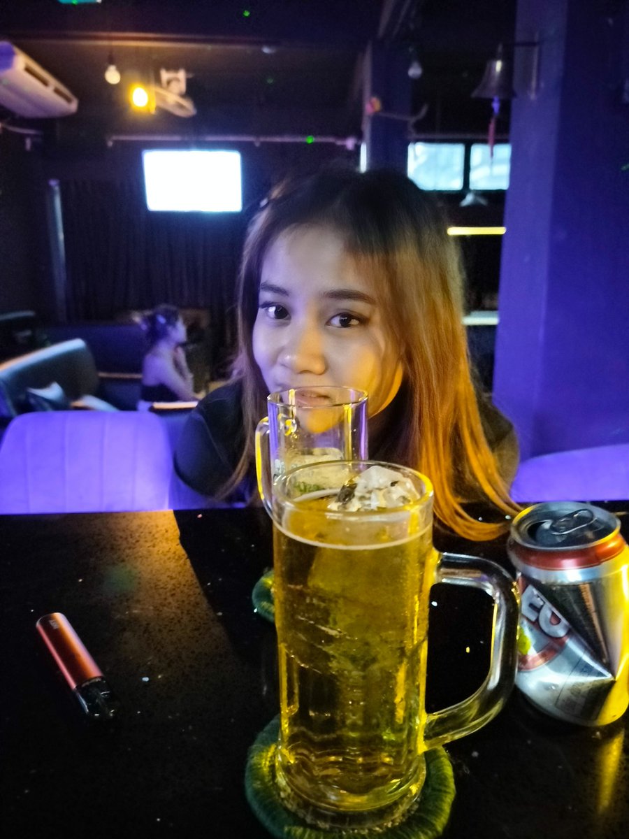 XphiS58631's tweet photo. ฉันเบื่อเธอมากนะ😂🧡
#ว้าวุ่นทุกวัน https://t.co/mENWBFU72A