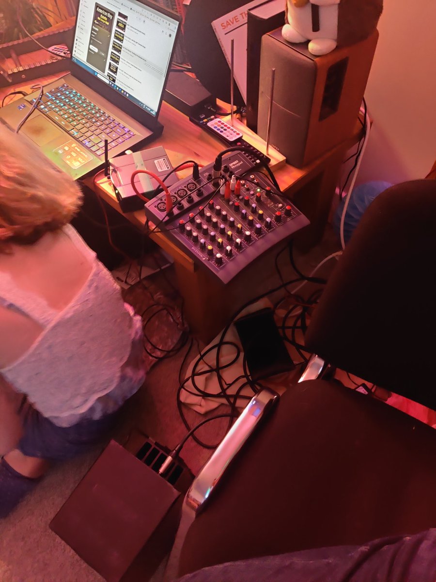 YSTVTech's tweet image. Now that&apos;s what I call a karaoke setup