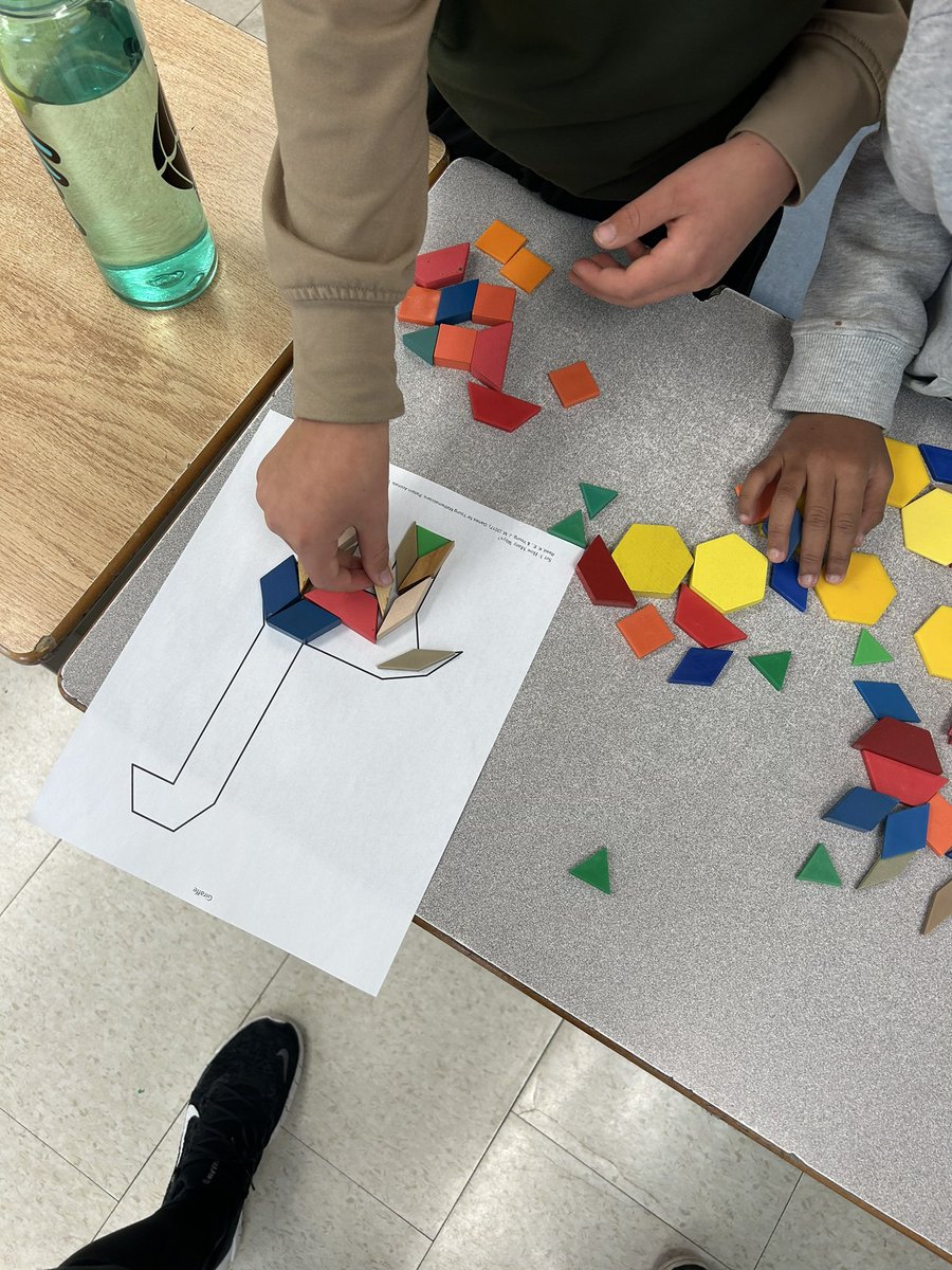 mrskjwatt's tweet photo. More fun in Math today working our way through the #first20days @scdsbmath @FerndaleWoods https://t.co/7XdgLhfLYT