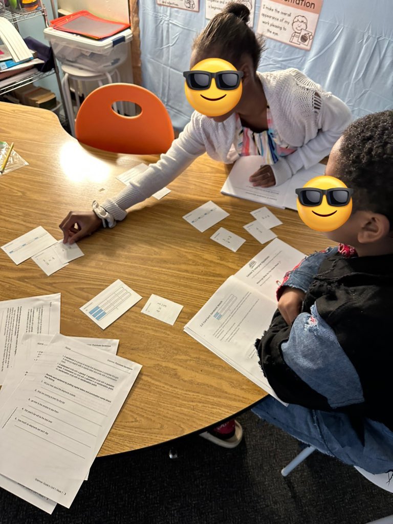 ms_blacksclass's tweet photo. Getting into IM Unit 2 with a dividing fractions card sort!! #MonarchsGROW https://t.co/UWeMlK9N4v