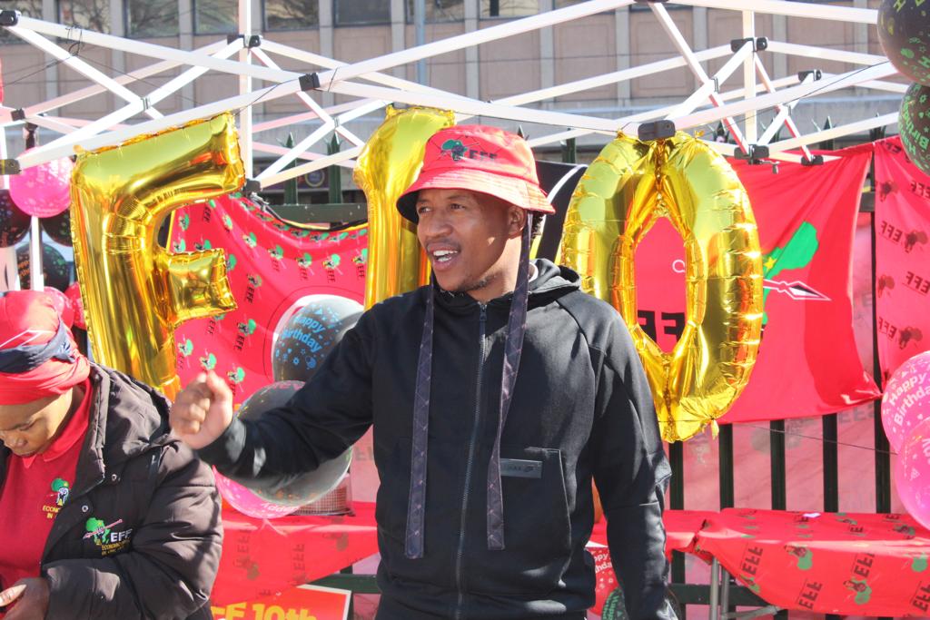 EFF continues to represent the defenseless masses of indigenous Afrikan people. Story by <a href="/vita_angula/">Vita_Angula</a> | Photo: EFF Gauteng
#AfrikanEconomicFreedom #AfrikanHistory #AfrikanRevolution #EFFSouthAfrica #Education #Ethics  #LandExpropriation #PanAfrikanNationalism #SouthAfrica