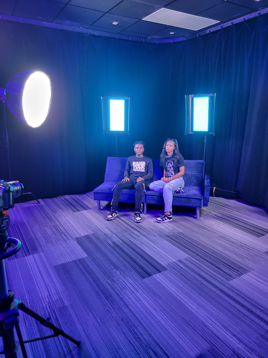 ShadowCreekHS's tweet photo. Behind the scenes of the new Fins Up Morning Announcements!! #FinsUpCreek https://t.co/0NH1YafWn8
