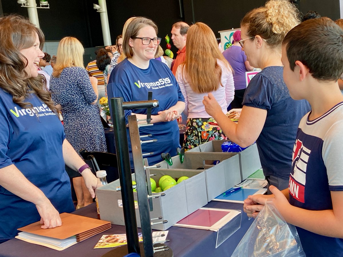 RFMtoday's tweet image. Sign up for the RFM Education Expo (presented by @virginia529) at the Dewey Gottwald Center at @ScienceMusofVA Enter to win cool stuff, pick up great information, and have learning fun with the kids! &amp;gt;&amp;gt; richmondfamilymagazine.com/community/pres…