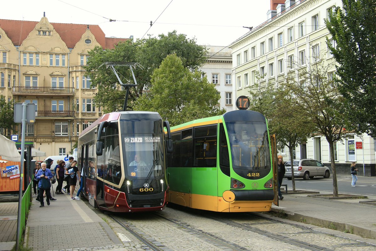tramathon's tweet photo. The real reason to be in #Poznan was #Modertrans Moderus Gamma LF05AC car #600 coming into regular #tram service on route 99 since yesterday. https://t.co/KYcEjOQJqY