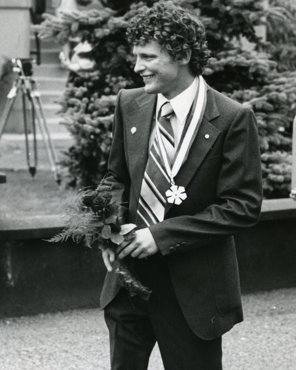 TerryFoxCanada's tweet image. #OnThisDay - September 19, 1980

Terry becomes the youngest Companion of the Order of Canada. 

The citation reads, "By his disregard for his own pain and his devotion to a great cause, Terry embodies the motto of the Order of Canada: they deserve a better country."