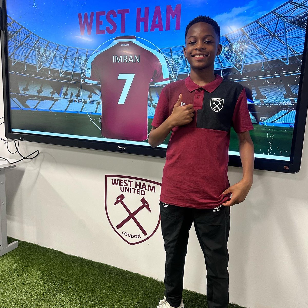 LSFC__'s tweet image. Well done to our U12 Imran for signing for West Ham ⚽️🙏🏾 

All the very best in your new venture, super proud of you 👏🏽