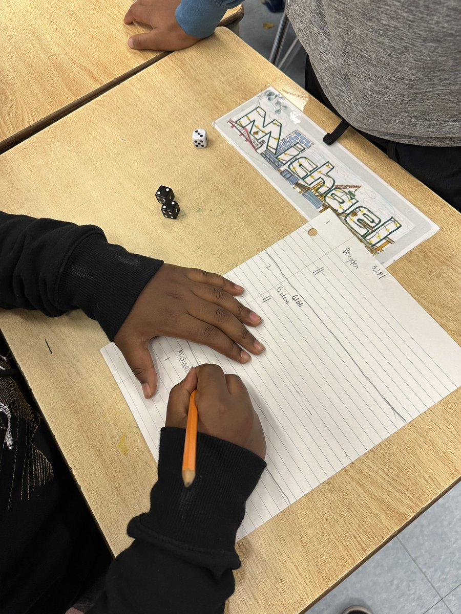 Ss played a game of ‘roll, say and keep’ to practice their number sense skills. They had to roll 4 die to create a 4 digit number, say the number out loud (without saying ‘and’) &amp; if they said it correctly they got a point. Such a fun partner/ group game🎲🥰