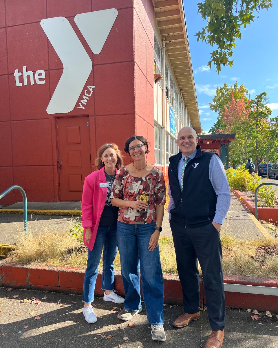 🗣️ SHOUTOUT to some of our Y's amazing team members, who go above and beyond every day. Let's celebrate these fantastic folks 🎉 

🐝 Claudia won the Cross-Pollination Award
⬇️ Beth won the Deep Dive Award
🤝Abe won the Engagement Award
 Rachel won the Giraffe Award

#YStaffRock