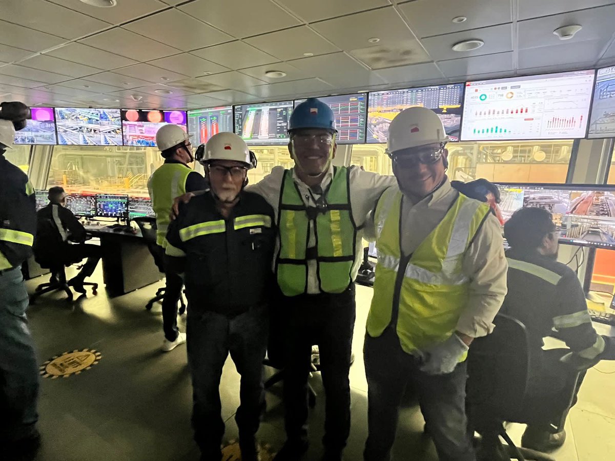 grupomadaltos's tweet image. Hoy visitamos las plantas de Ternium donde se conoció donde se fabrican las láminas en caliente y visitamos su laboratorio de investigación. 

Muchas gracias American Chamber of Commerce of Mexico por compartir esta experiencia!

#tenaris #techgen #tamsa  #denso #ternium #amcham