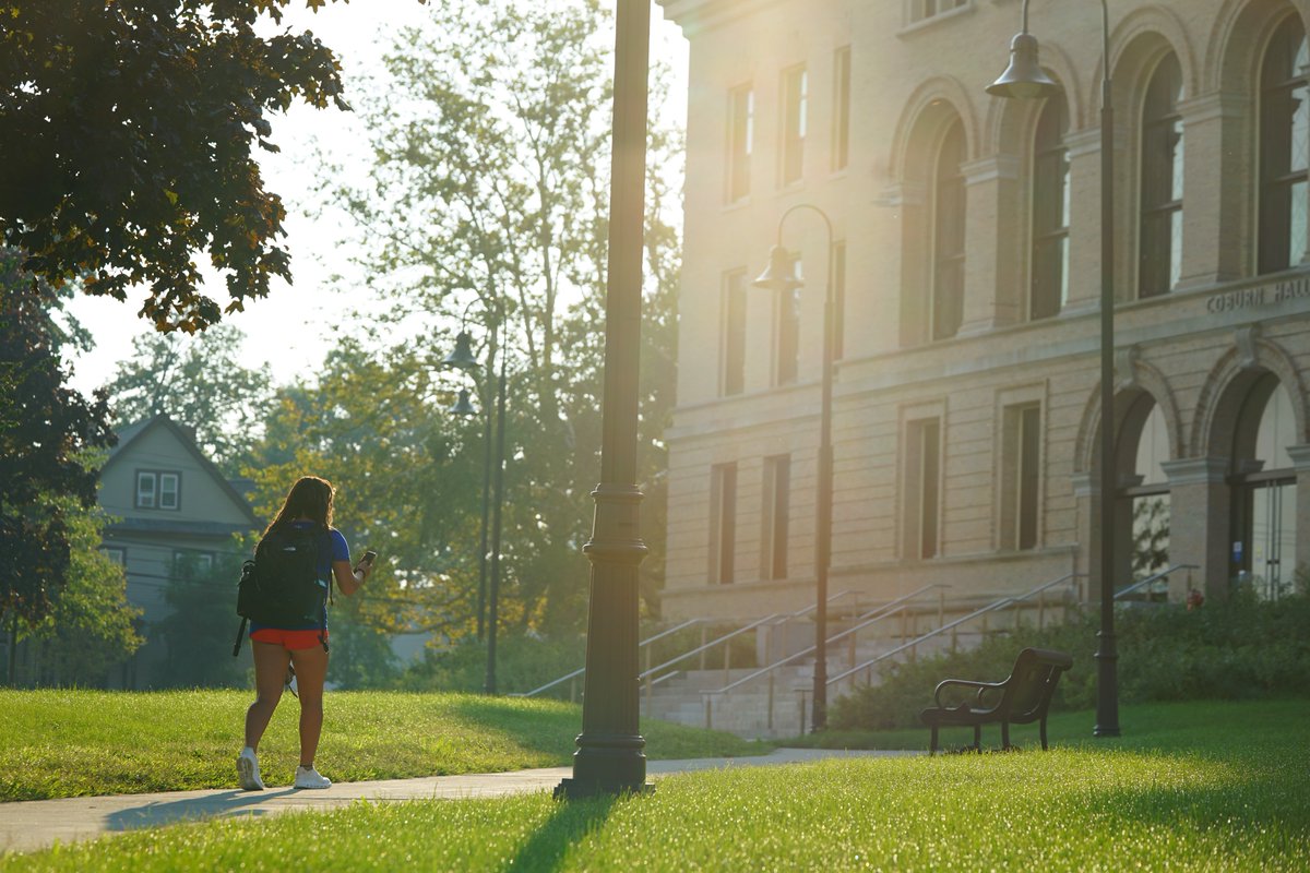 Sunshine and good vibes on campus allll week! ☀️

#CampusBeauty #SunnyDaysAhead #umasslowell