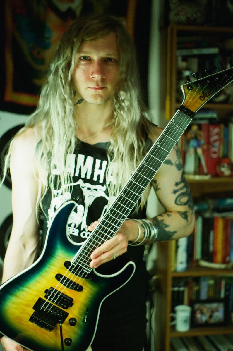 Silver Talon tweet media