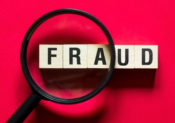 peoplesmesenger's tweet image. The PM&apos;s responsibility is to protect the tax payers public purse. How can he write off £15 BILLION in Covid related fraud? It is the Treasurys &amp;amp; Police responsibility to track down &amp;amp; recover every stolen penny. @DawnButlerBrent #opendemocracy