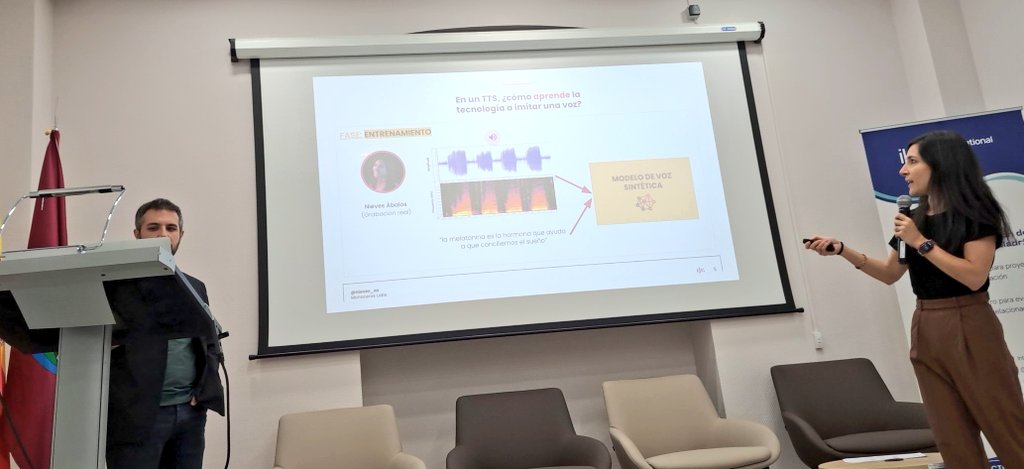 MujeresTech's tweet photo. Comienza @nieves_as y Carlos, cofundadores de @monoceros_xyz, nos hablan cómo consiguen #voces sintéticas a partir de #IAGenerativas #NLP #AI @iLABMadrid https://t.co/bbub2wxoB1