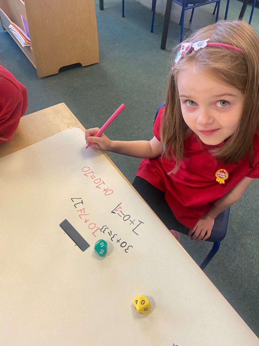 BowhouseP3's tweet photo. We used our knowledge of hundreds, tens & ones to find the total number. #bowmaths https://t.co/JZRhDUeAwx