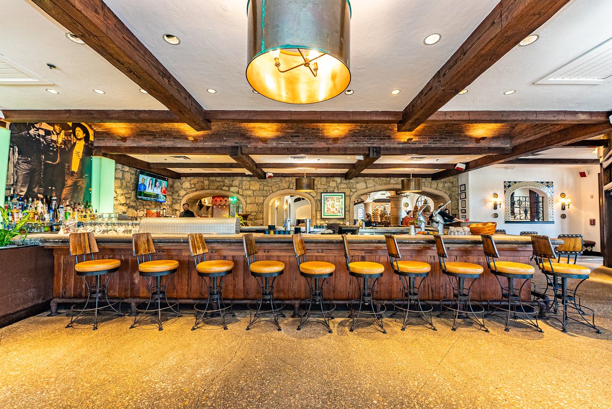 Uncle Julio's tweet media