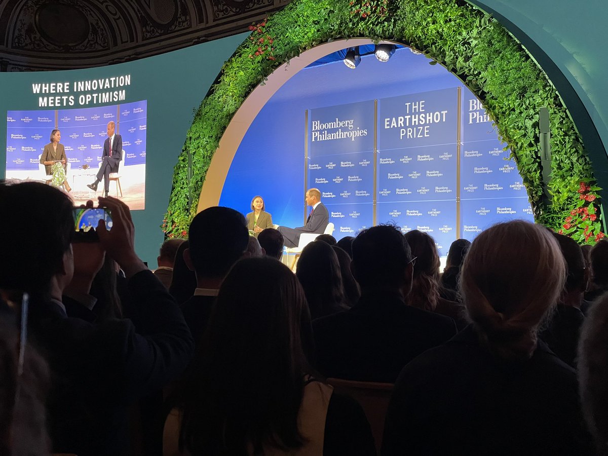 CameronDLWalker's tweet photo. NEW: Prince William reveals he went for a run this morning in New York’s Central Park. He said it was “wonderful waking up in New York on a sunny morning” https://t.co/hKunFBjgda