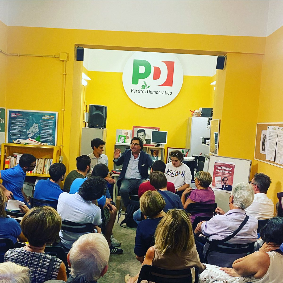 Bentornato a casa <a href="/AntFuniciello/">Antonio Funiciello</a>