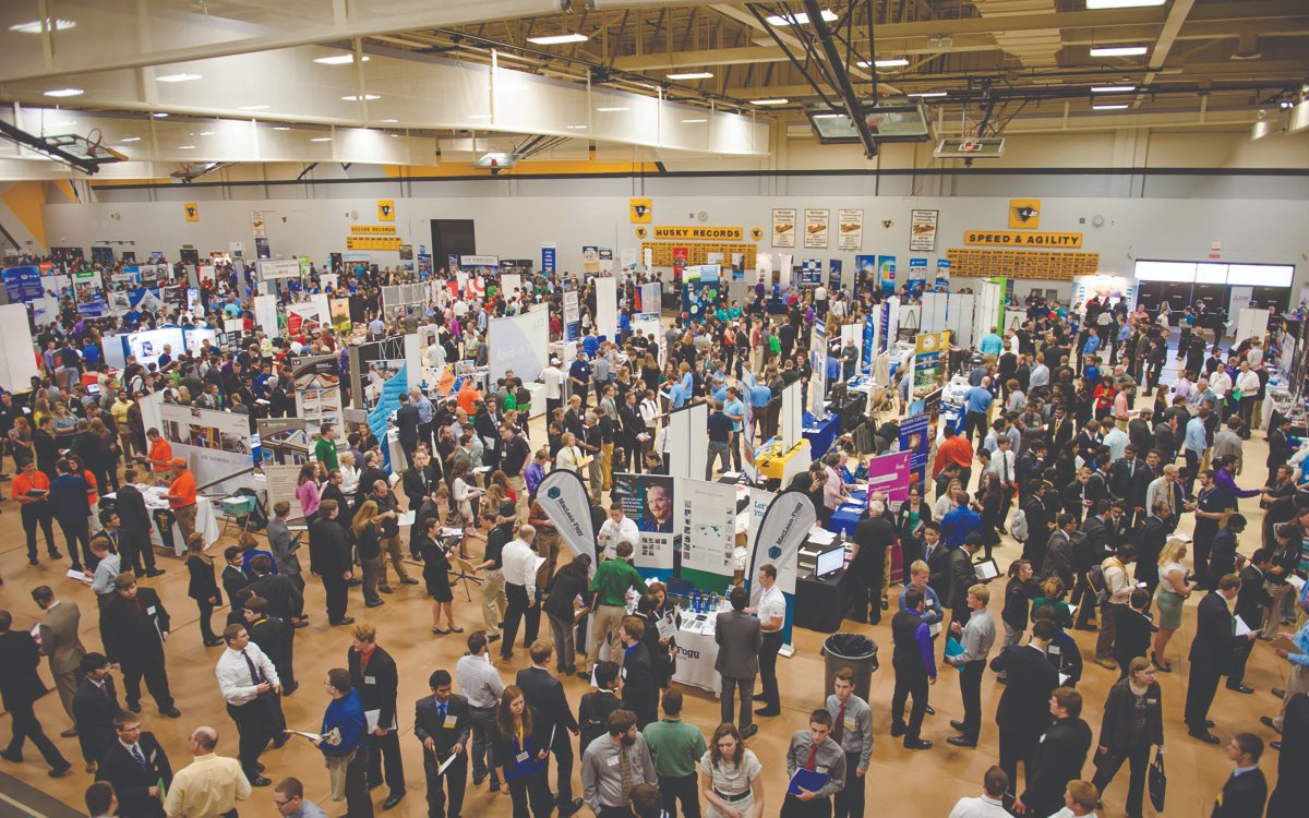 mtu_engineering's tweet photo. Our Fall 2023 Career Fair is going on today. It seems to be our biggest one yet. Photos from today aren't in quite yet, but this can give you an idea. It will be even bigger than this. Good luck to all! #epic #hardwork #HigherEd  #dedication https://t.co/xki18n4JdC