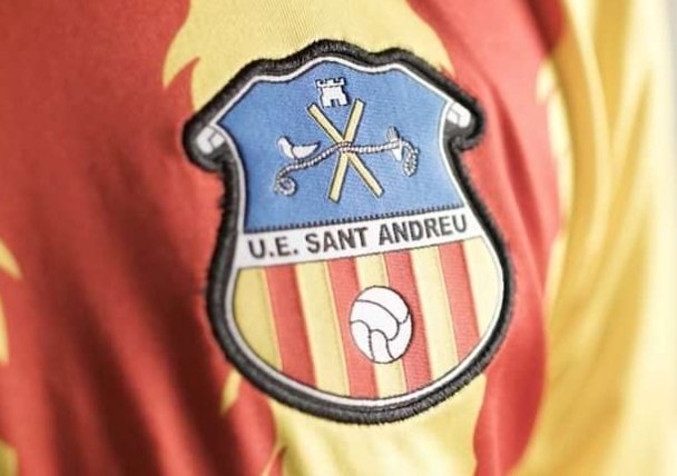 La llengua catalana ha fet avui un pas endavant, llargament esperat, pel seu reconeixement a totes les institucions. I volem que sigui la 25a llengua oficial de la UE.

Orgullosos de la nostra llengua, part indestriable de la nostra identitat.

Fem bategar el català 💛❤️