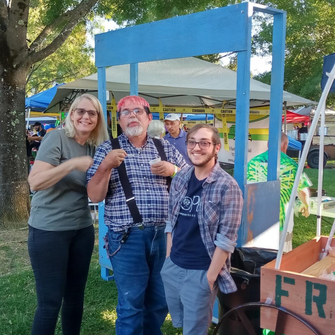 compasscares7's tweet photo. Wow! Check out these awesome pics of RCRC clients and staff attending the chili cook-off fundraiser in Ukiah recently! 🌶🔥 These amazing folks came together for a good cause and shared in a super fun event! 🤗 https://t.co/Wm6mwMZitB