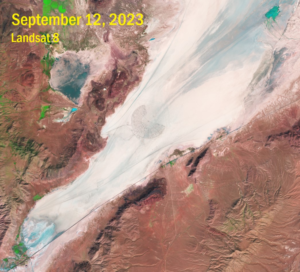 Burning Man started August 27 on Black Rock Playa in Nevada. Labor Day weekend rains saturated the playa by September 4, but a week later, much of the playa had dried again. Landsat #BurningMan images through the years: ow.ly/pH0S50PN3Vs