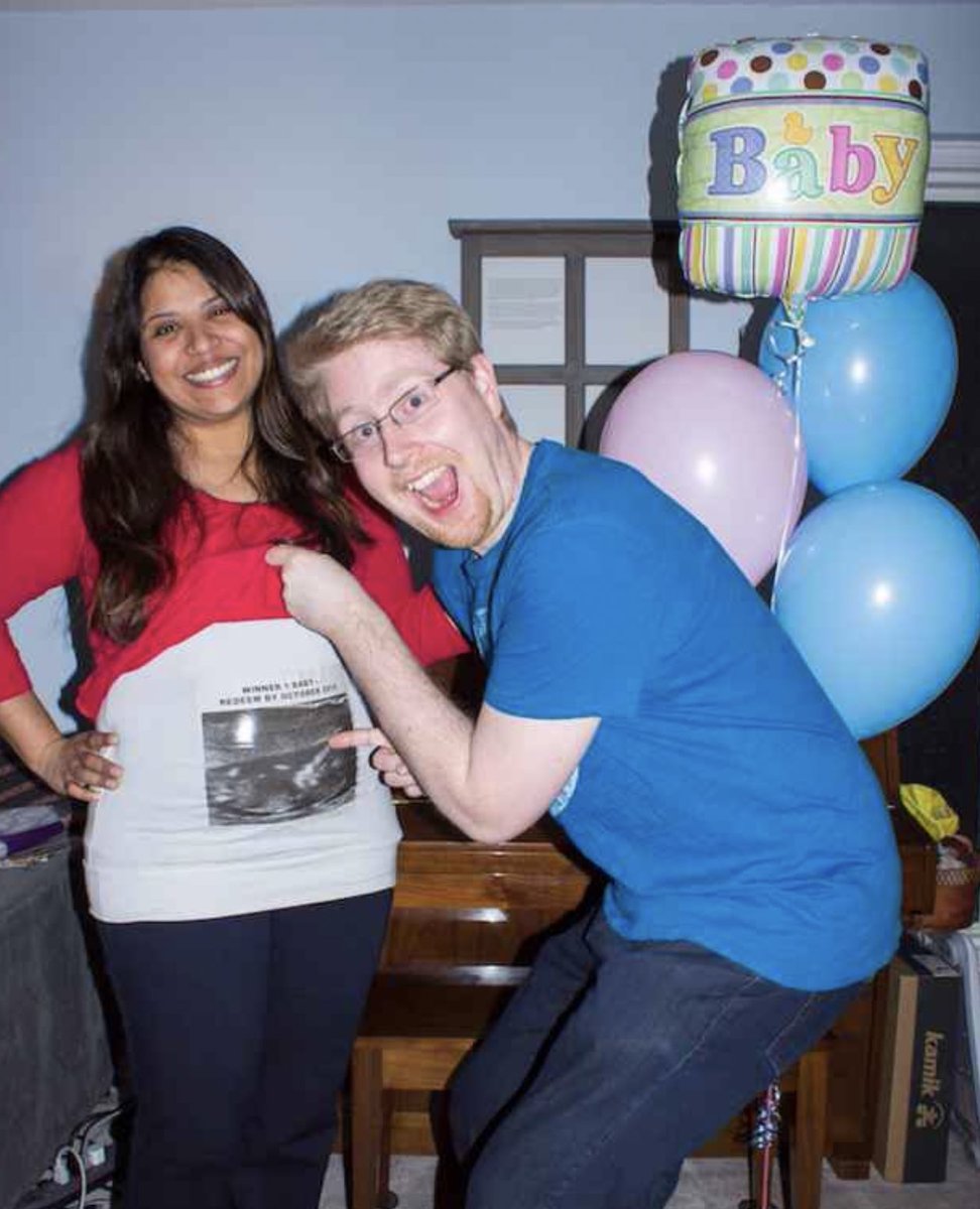 Couple announces they’re expecting in the most Canadian way possible