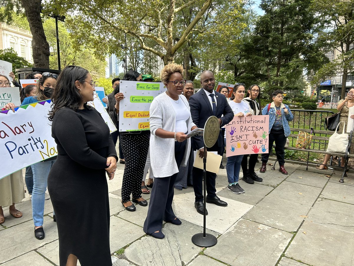 UNHNY's tweet photo. We are thrilled to be here with @DCCNYINC and @BLACaucusNYC to call for salary parity for the early childhood education workforce. The key to having a quality child care system is the staff who support our city’s children. #salaryparitynow https://t.co/60gPc8UbHM