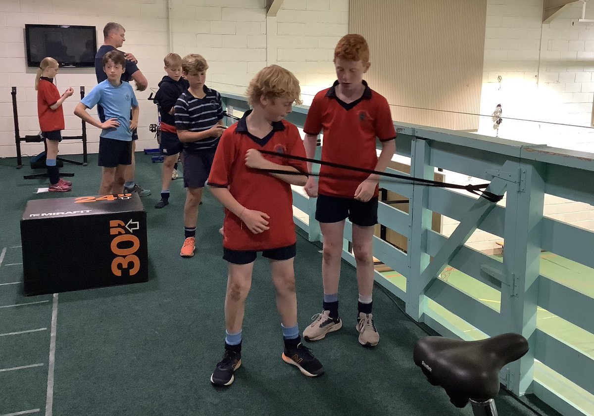 BelhavenSport's tweet photo. Tuesday evening Sports Development Activity πββοΈwas busy again as children worked hard on some agility and conditioning exercises in our fitness suite. The new rowing machine π£ is a big hit with everyone challenging to get their best time over 500m.
#BeChallenged
#BeHardworking https://t.co/rrOEV8xtUj