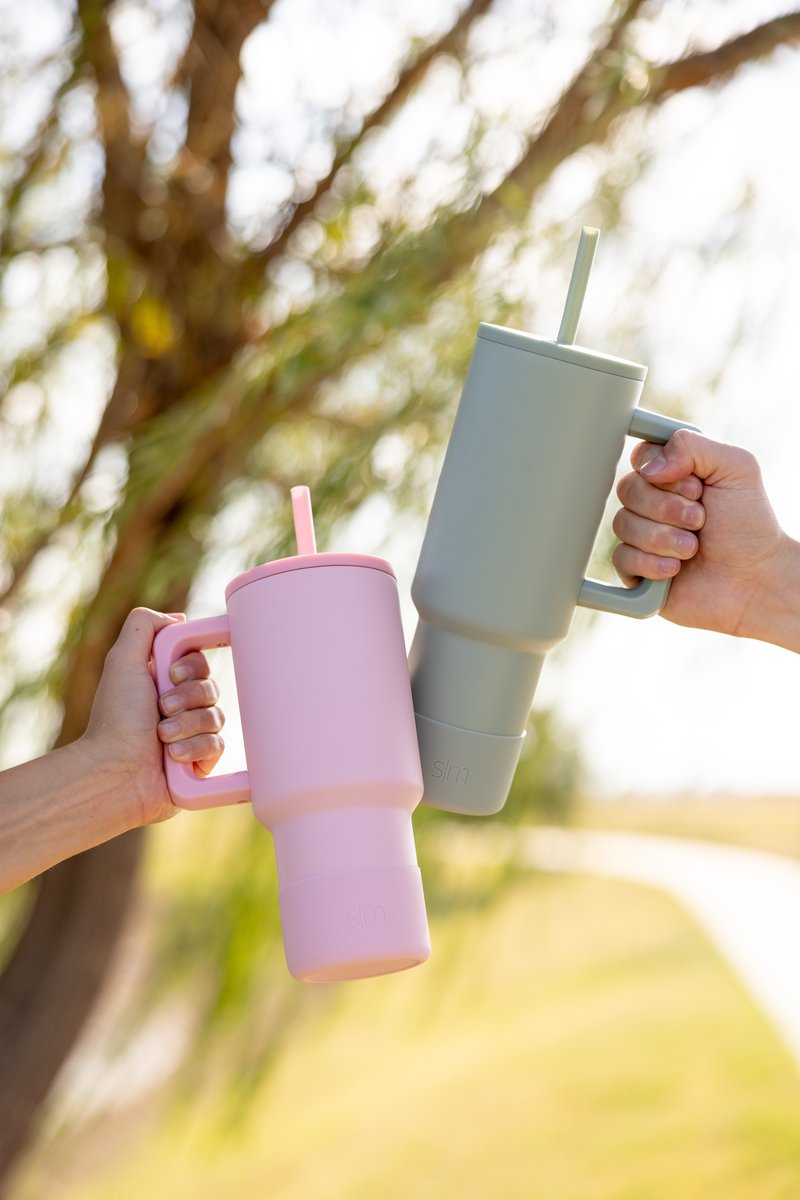 Simple Modern tweet media