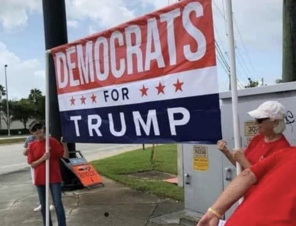 Chicago1Ray's tweet image. JUST ANNOUNCED  ...... 🔥

Democrats are leaving the party in droves, they don't want their kids taught (CRT) and most do not agree with the woke agenda ✔️

DEMOCRATS FOR TRUMP 👇