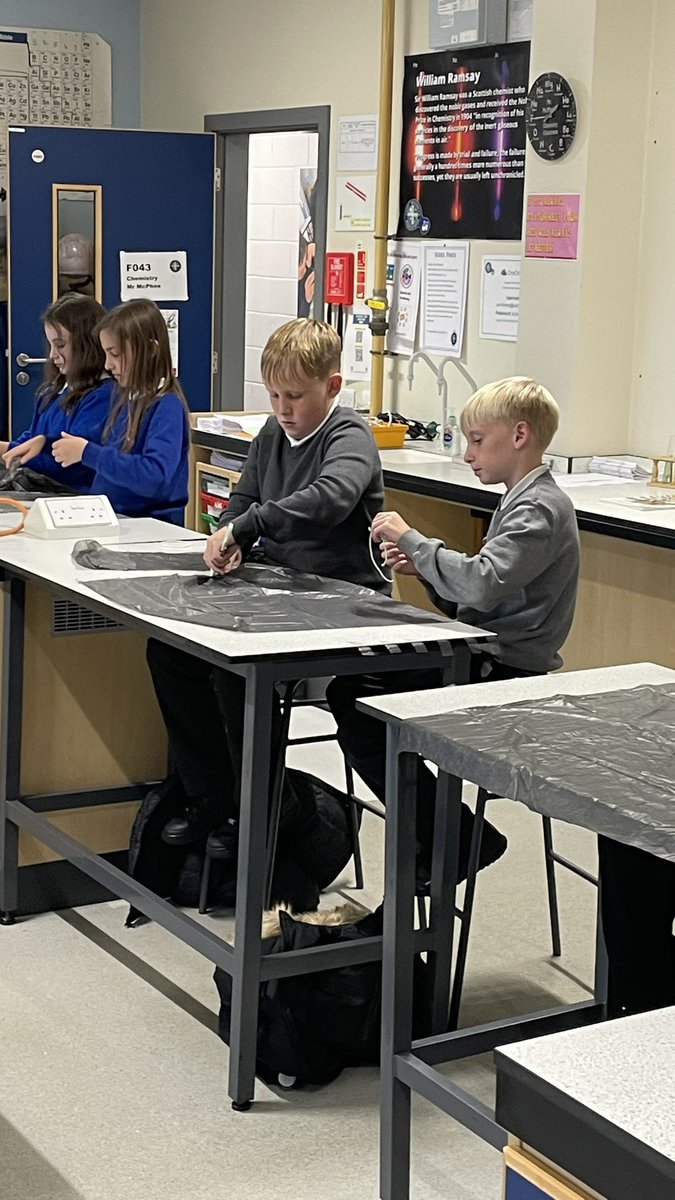 The enhanced primary transition visits continued today with <a href="/OurLadyofPeace3/">Our Lady of Peace PS</a>. The primary 6 &amp; 7 pupils began working on their Mars rover mission. 🔭 🌌