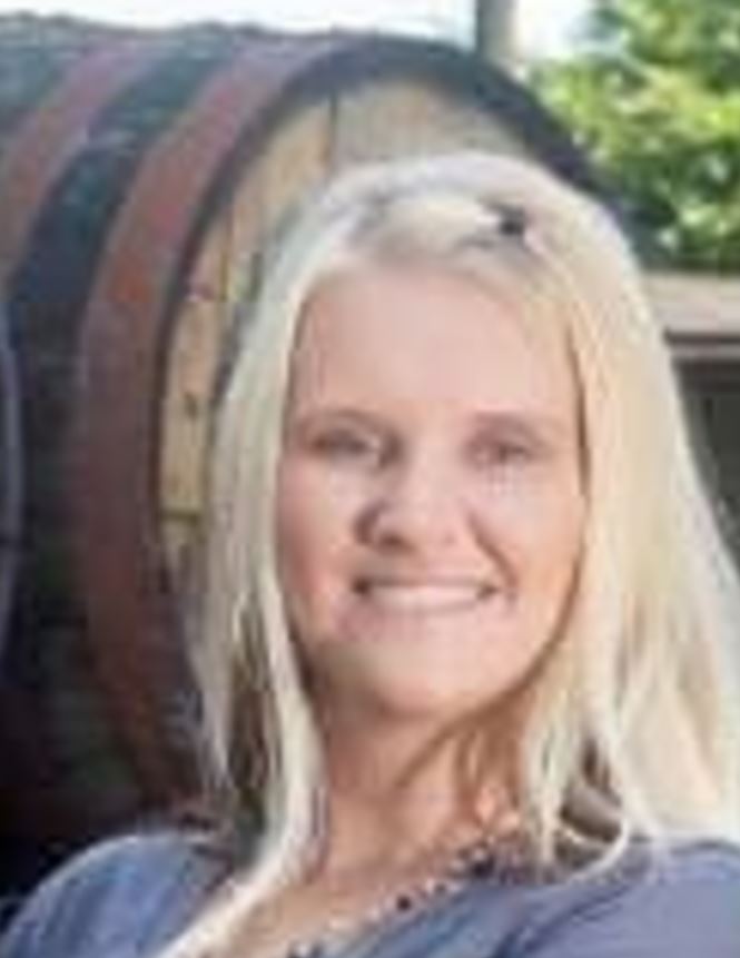 4/10

Crystal Rogers --  reported missing by her mother in 2015. The same day Rogers was reported missing, her car was found abandoned with a flat tire at mile marker 14 on the Bluegrass Parkway in Bardstown, Kentucky.