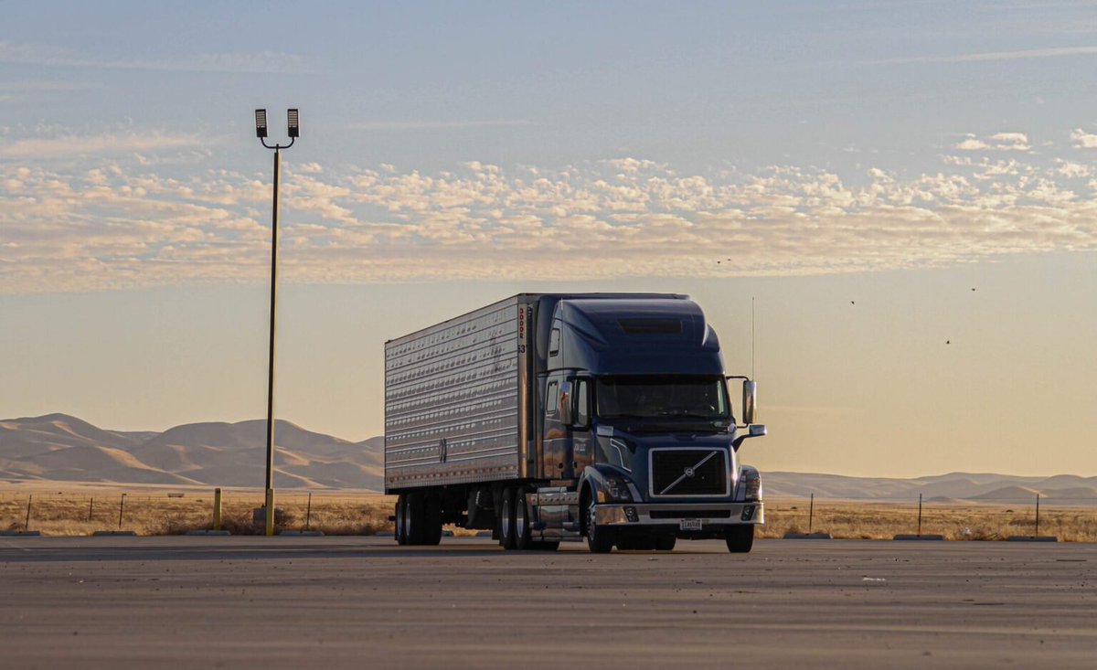 BakersfieldCar's tweet photo. Here, We Can Help You Understand What Type Of Car Shipping Is Right For You!
https://t.co/VEhtzkr5Hs

#enclosedcarshipping #openautotransport #destinationcharge #hardside #softside

Follow Us!    
Pinterest: https://t.co/BDKv77M95L
Facebook: https://t.co/tqVC0MmMsC https://t.co/SOgyUMpGXZ