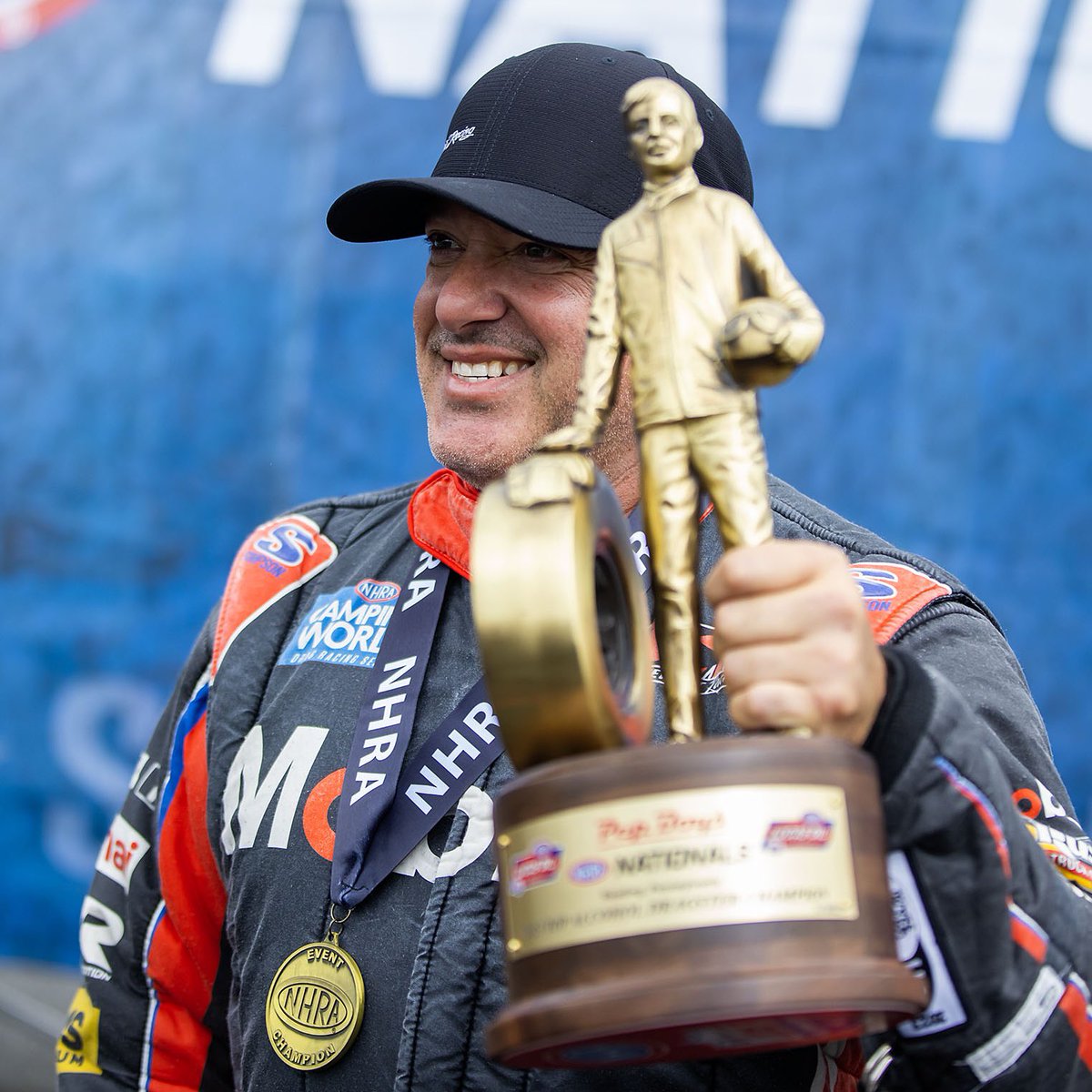 Join us in congratulating boss man <a href="/TonyStewart/">Tony Stewart</a> and his #McPhillipsRacing crew on their win yesterday at the #ReadingNats! They took over the Top Alcohol championship points lead 🔥

<a href="/Mobil1/">Mobil 1</a> | <a href="/mobil1racing/">Mobil 1 Racing</a>