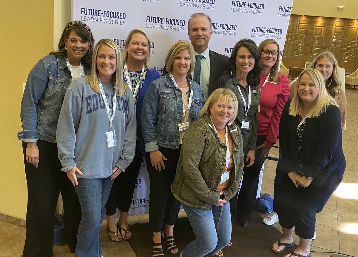 What a great group of WCSC educators learning and growing for our students at the IDOE/ESCI 
Future-Focused Learning Series! #TeamWarrick #LifeLongLearners